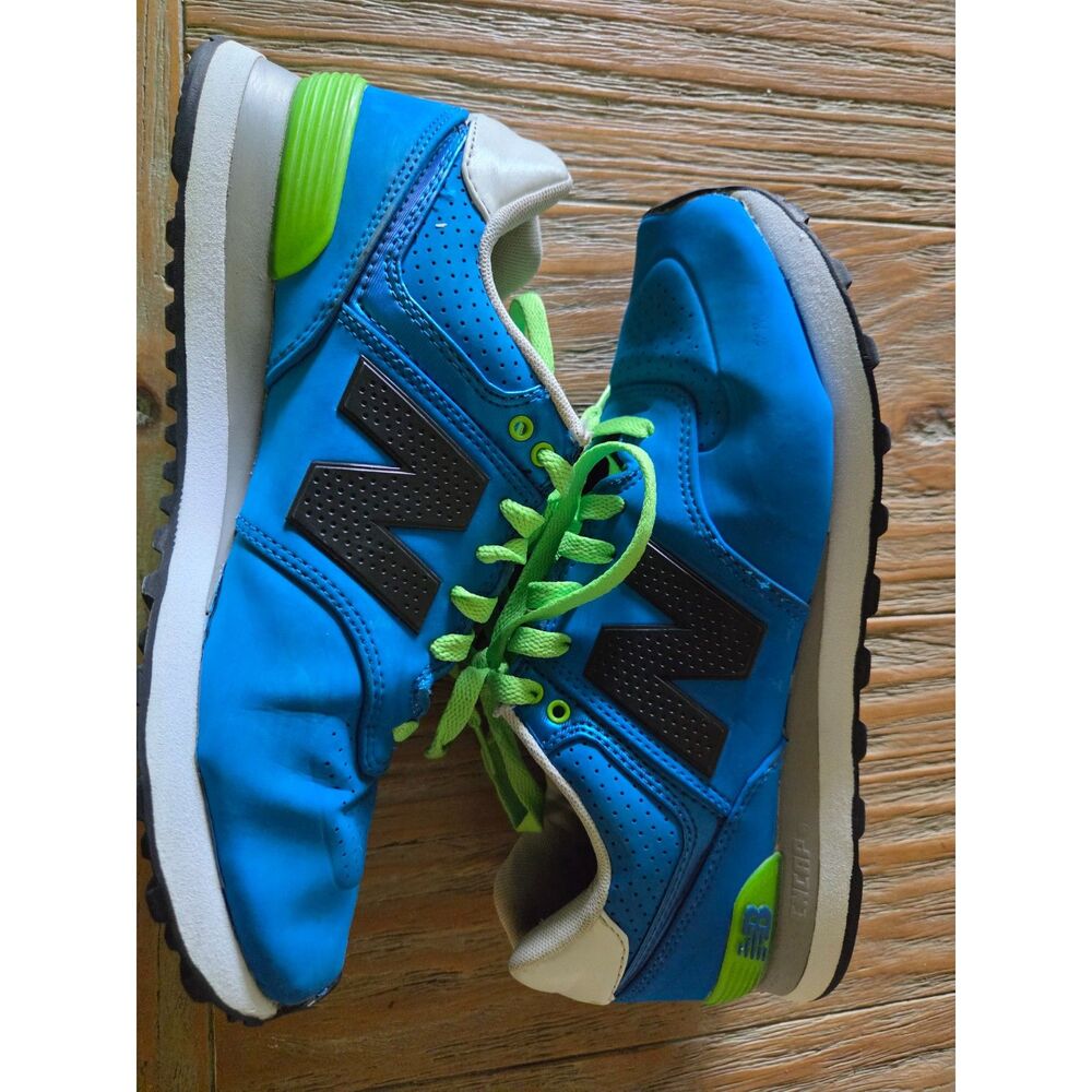 New Balance 574 Paint Chip Blue Size 8.5, style code ML574ACA - Picture 2 of 6
